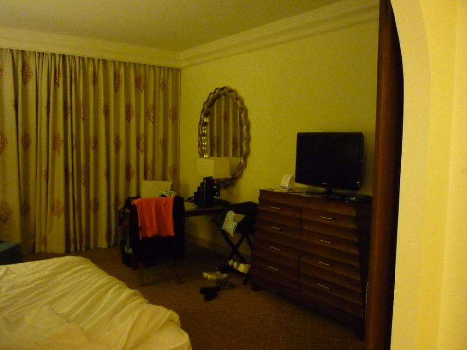 Das Zimmer vom Bad aus gesehen Atlantis, The Palm