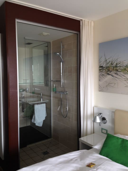 Vom Zimmer zum Bad Strandgut Resort