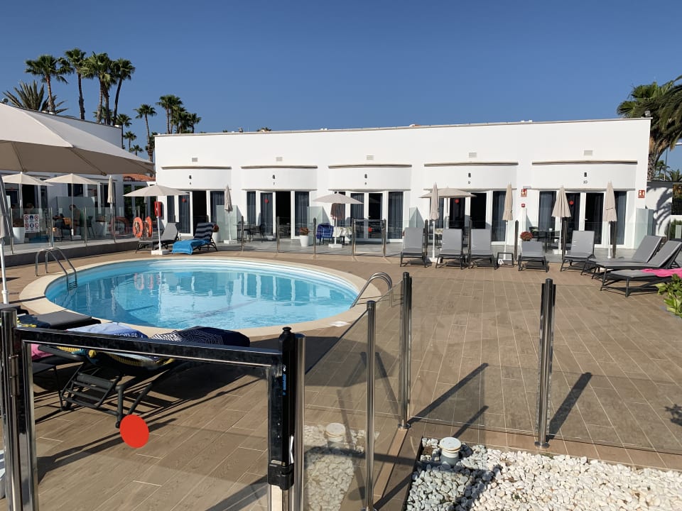 Pool Hotel Islas Paraiso