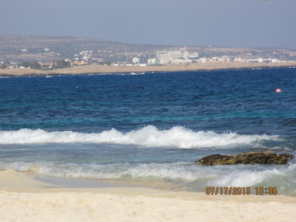 Herrlich Asterias Beach