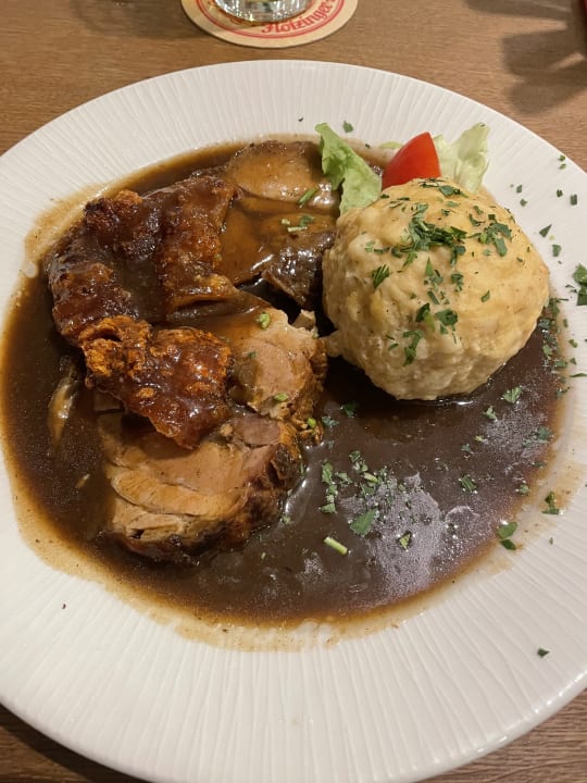 &amp;quot;Schweinebraten mit Knödel...&amp;quot; Hotel zur Post Kiefersfelden ...