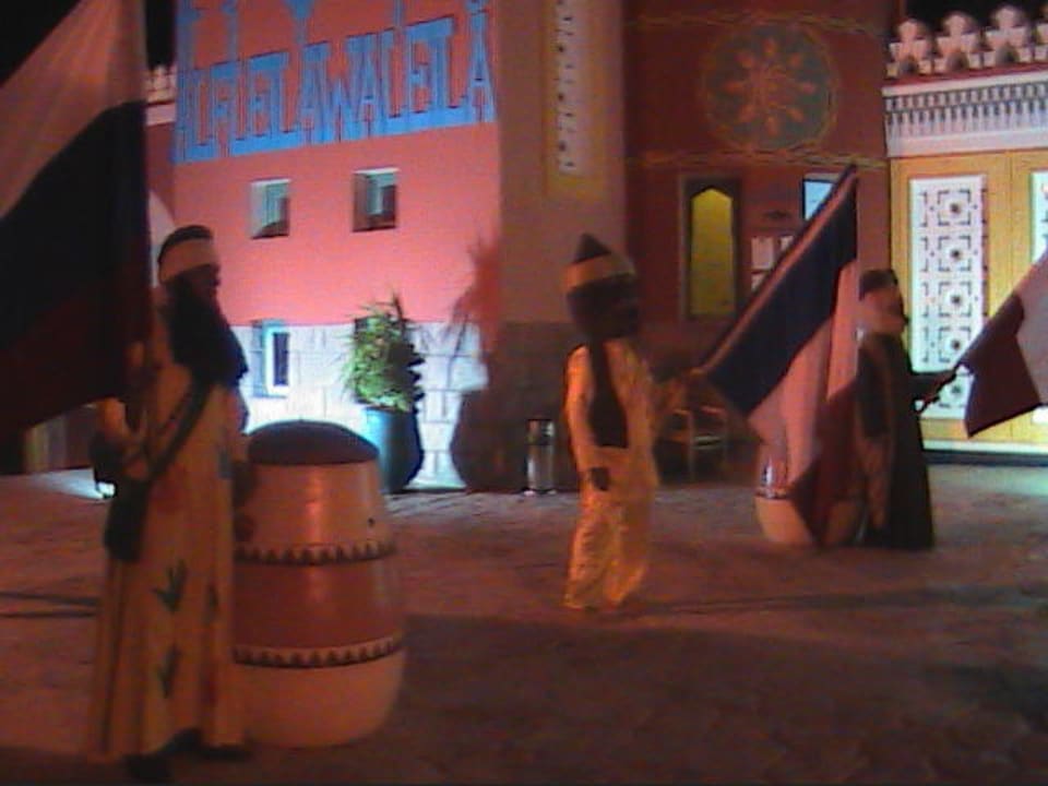 Vorm Eingang Pickalbatros Alf Leila Wa Leila Resort - Neverland Hurghada