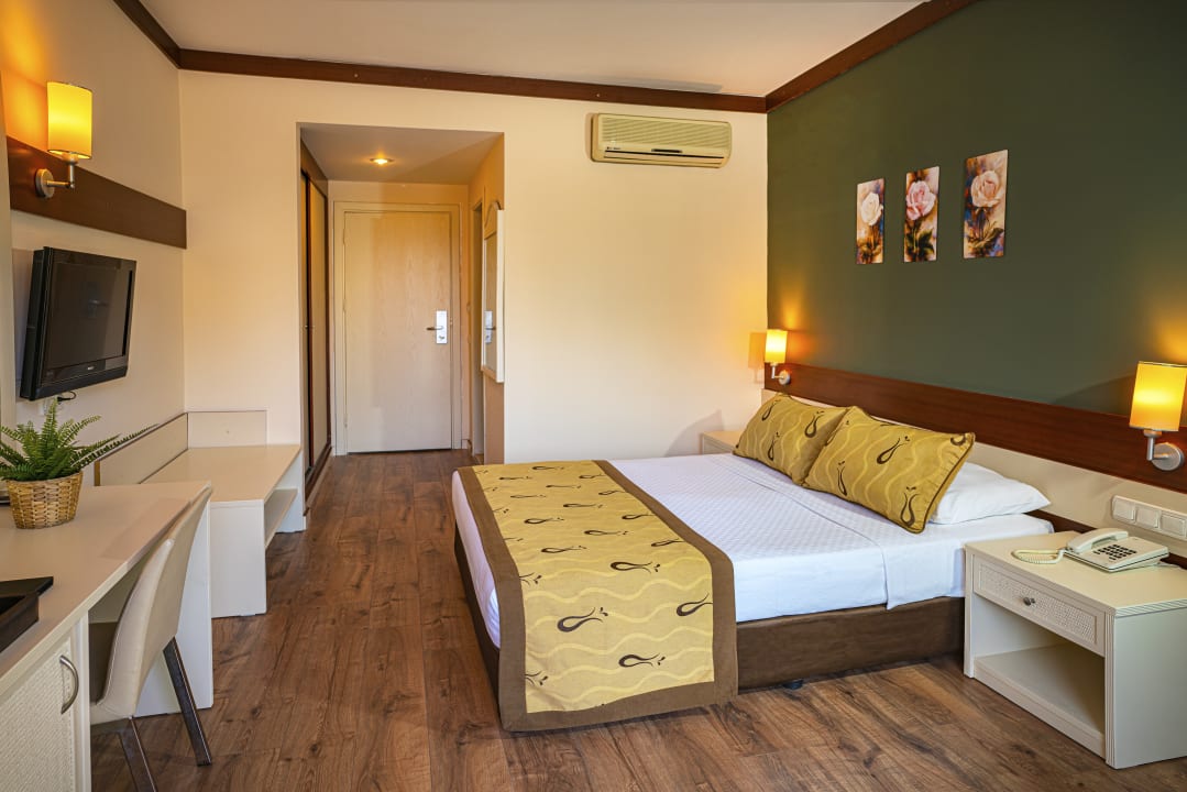 Zimmer Dg Hotels Rose Resort