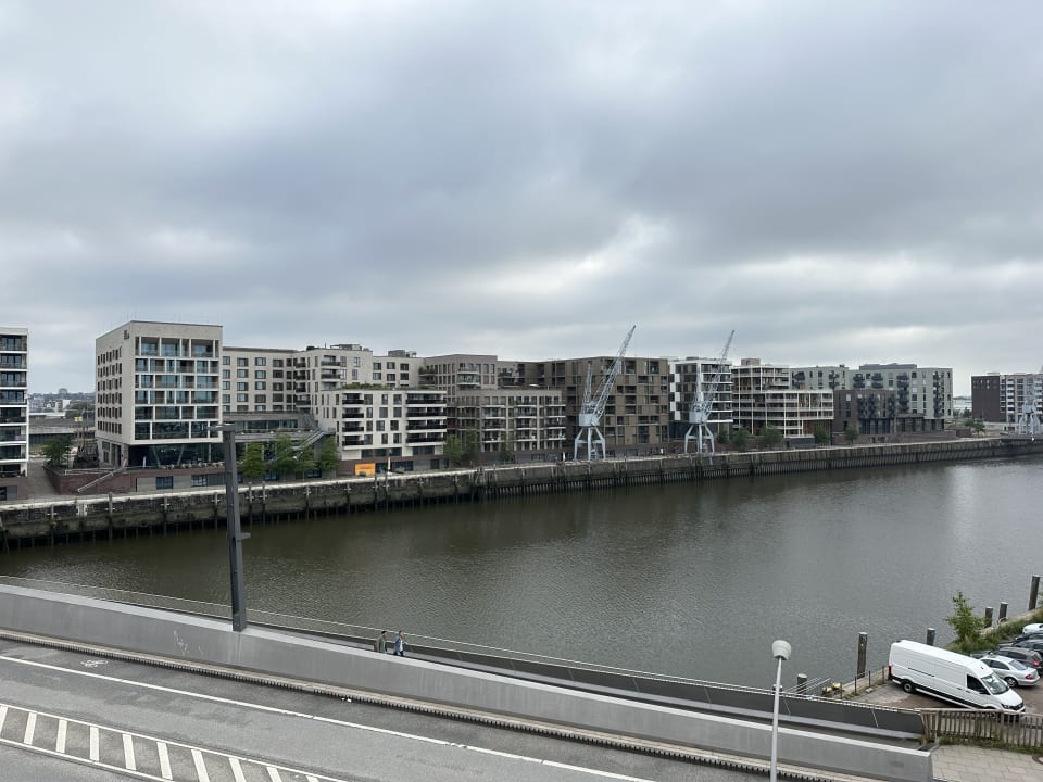 Ausblick JUFA Hotel Hamburg HafenCity