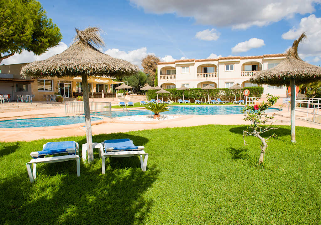 Pool Appartements Sol Romantica
