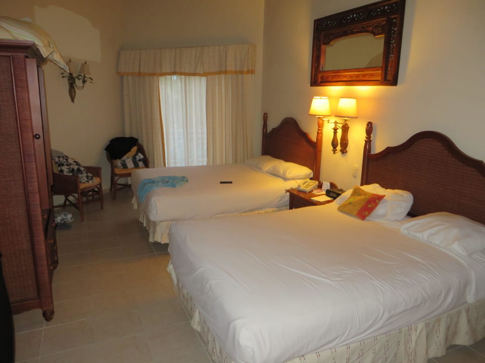 Alt und abgewohnt Dreams La Romana Resort & Spa