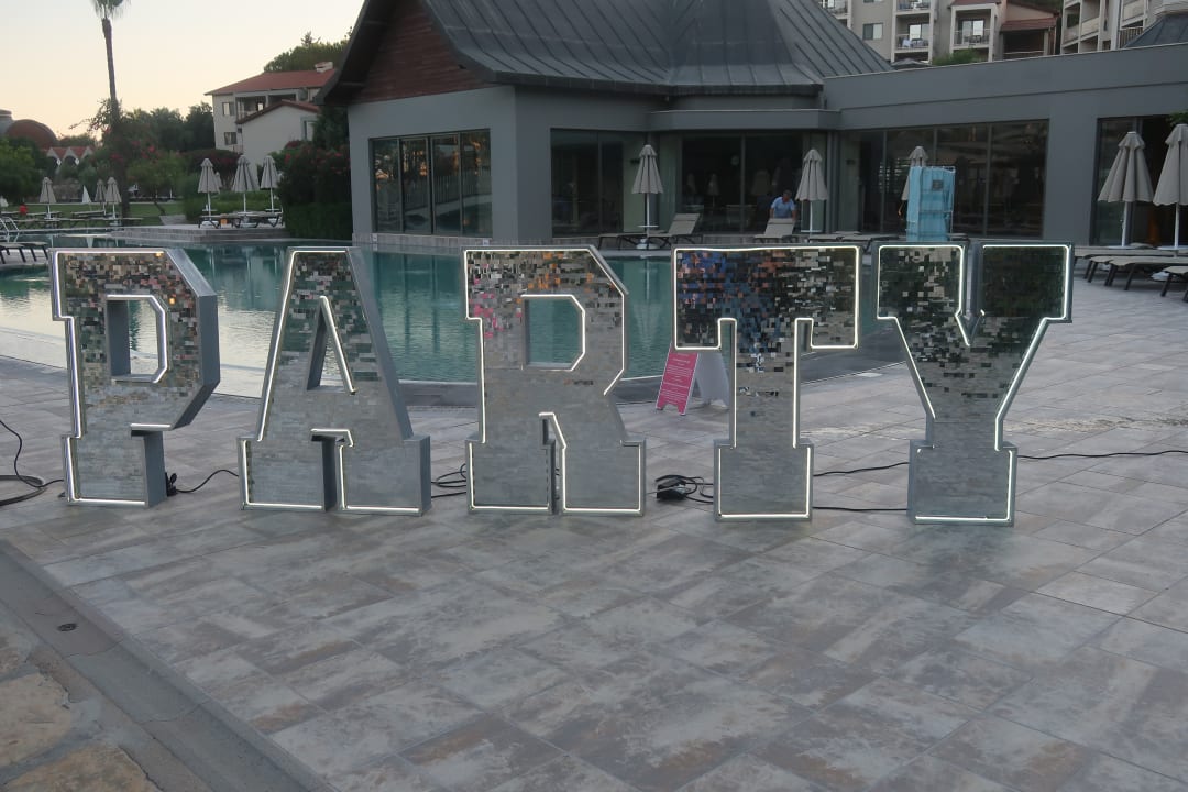 Sonstiges Arum Barut Collection