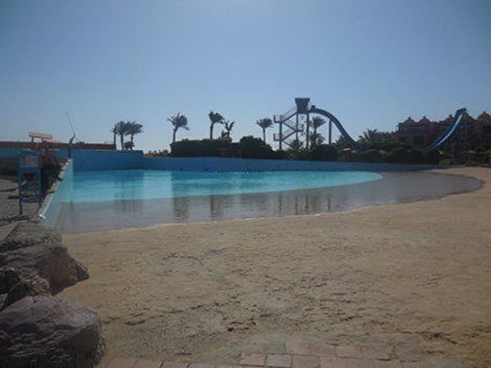 Genügend Pool`s in der Anlage Titanic Beach Spa & Aqua Park