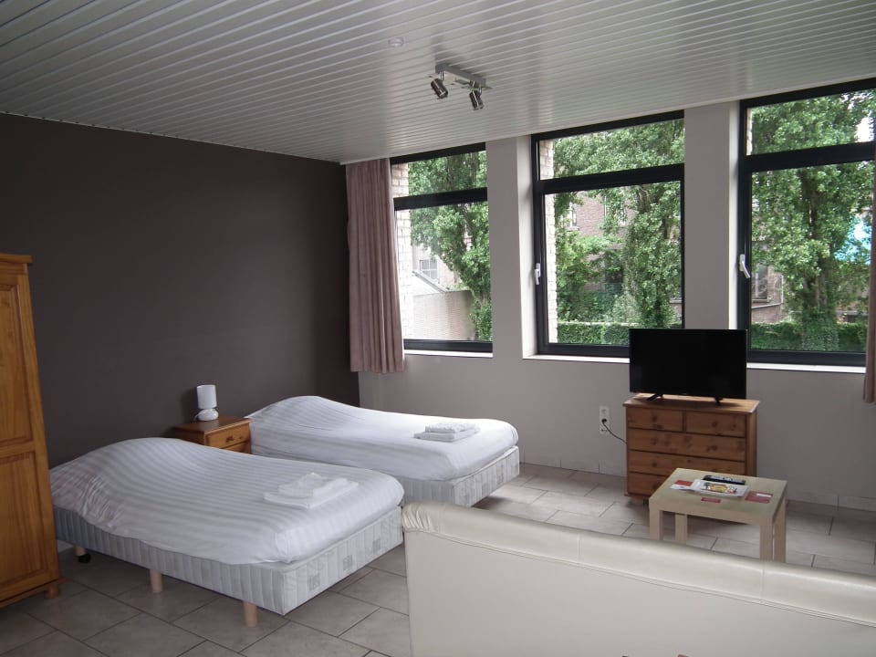 Studio Twin Condo Gardens Brussels Aparthotel