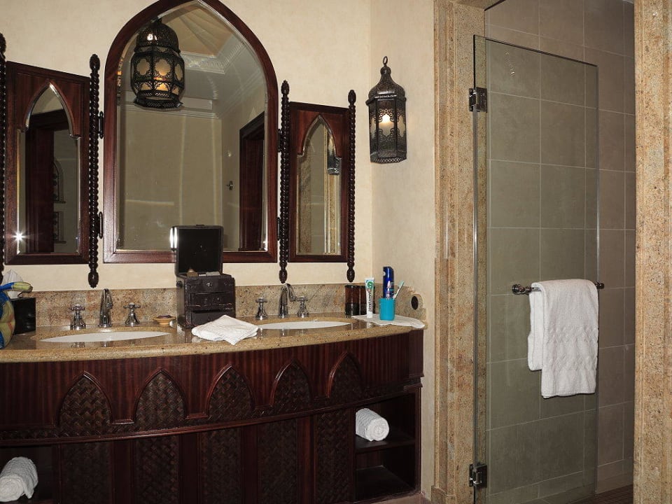 Bad Jumeirah Mina Al Salam