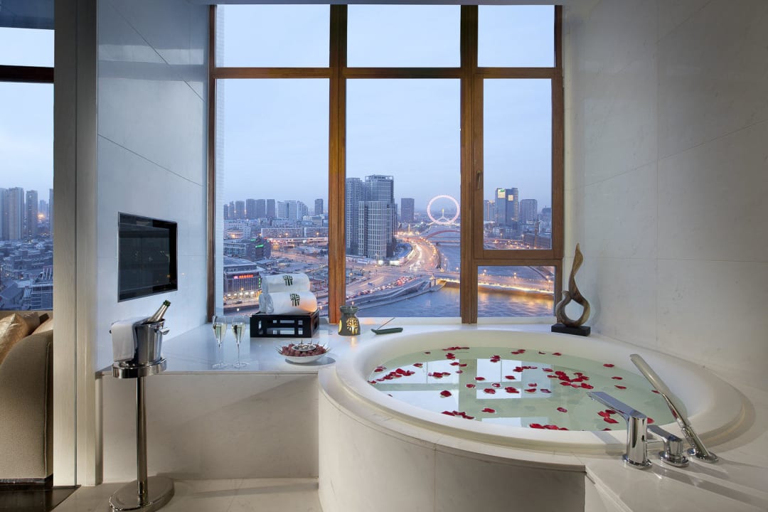 Deluxe Riverside Retreat - Bathroom Hotel Banyan Tree Tianjin Riverside