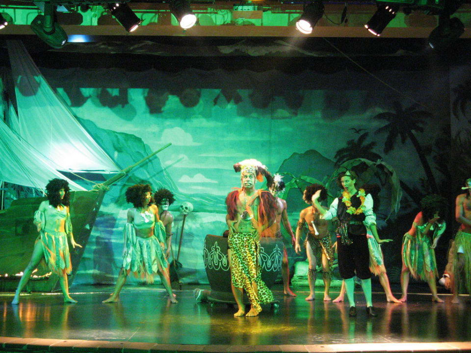 Шоу "Пираты Карибского моря" Limak Limra Hotel & Resort