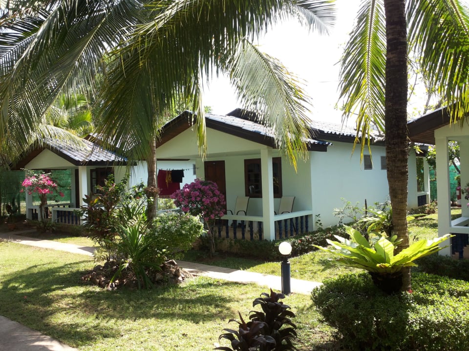 Widok bungalowów Hotel Sabai Resort