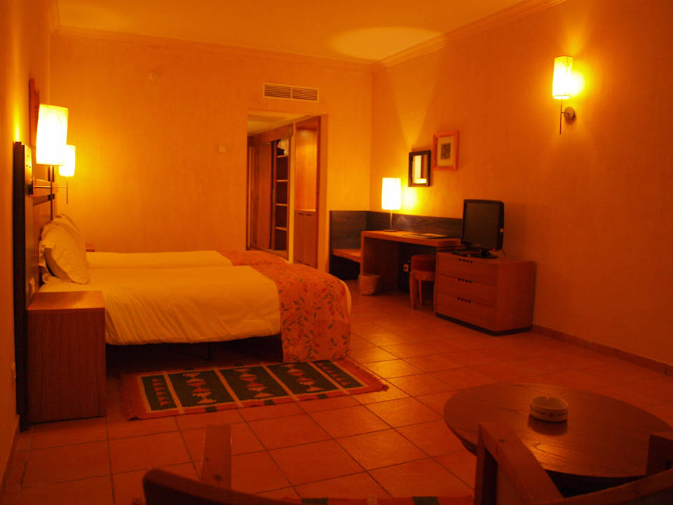 Blick in das Doppelzimmer Iberostar Waves Founty Beach