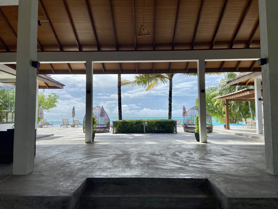 Ausblick Fiyavalhu Resort Maldives