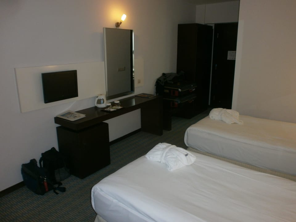 Das Zimmer Tripolis Hotel