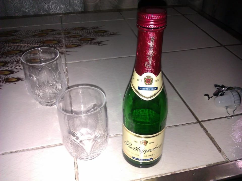 Flasche Sekt beim Romatikangebot Hotel Bellevue am Kurfürstendamm