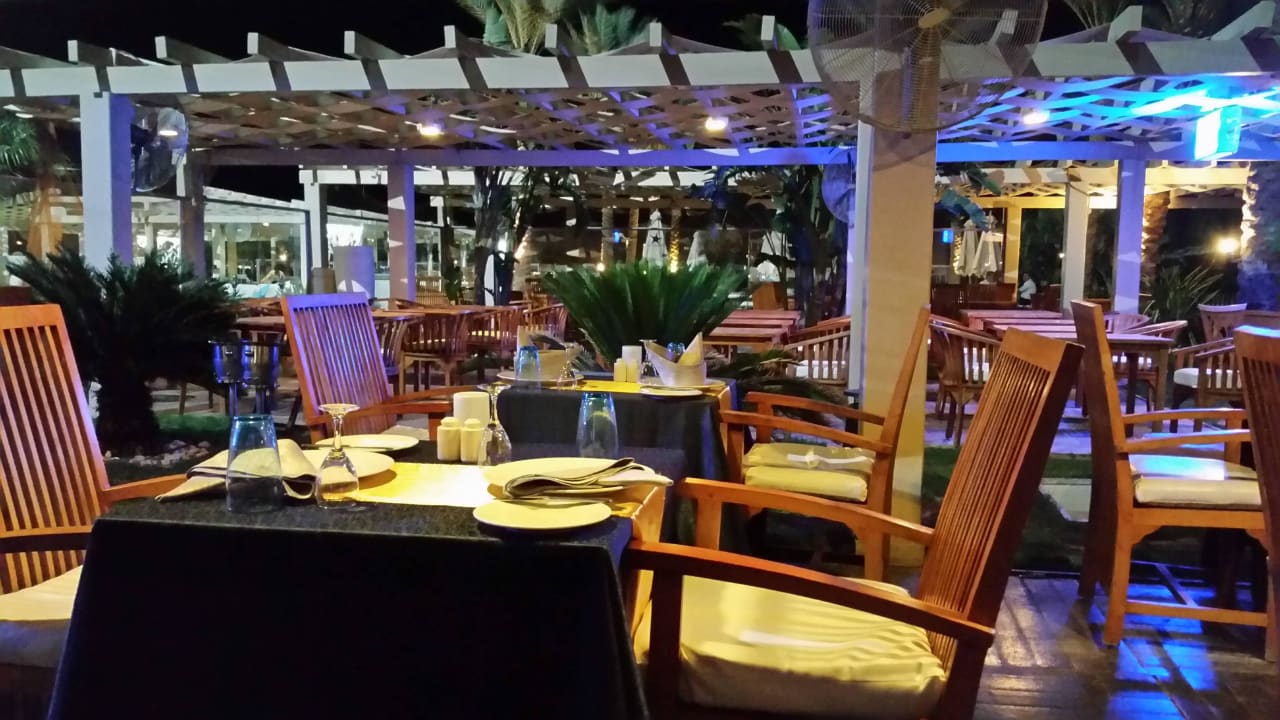 Strandrestaurant und -bar Premier Le Reve Hotel & Spa