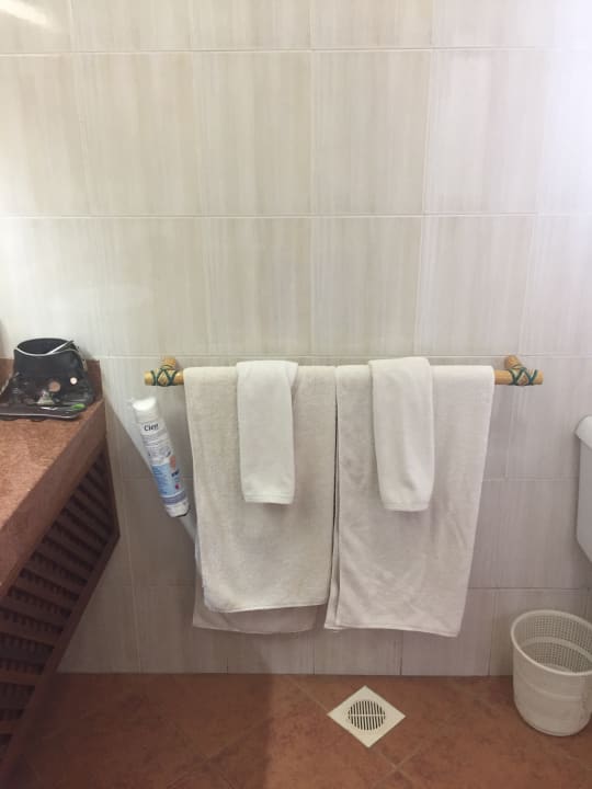 Zimmer Neptune Village Beach Resort & Spa