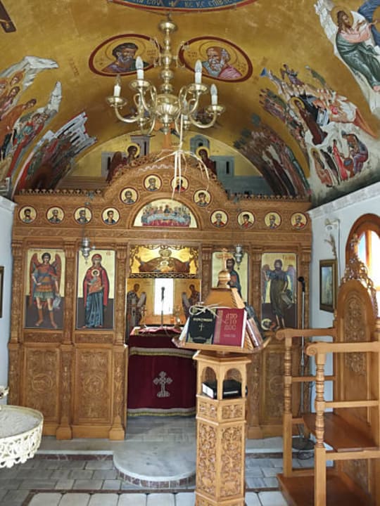 Die Kapelle im Garten Lili Hotel