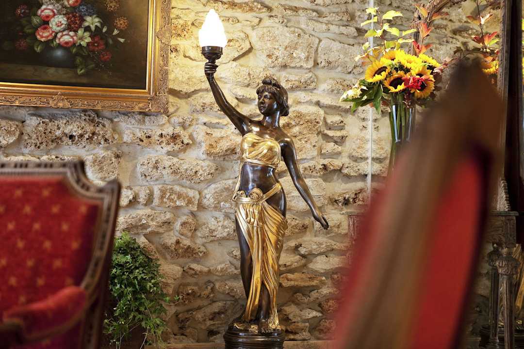 Welcoming area Hotel Kleber Champs Elysees Tour Eiffel Paris