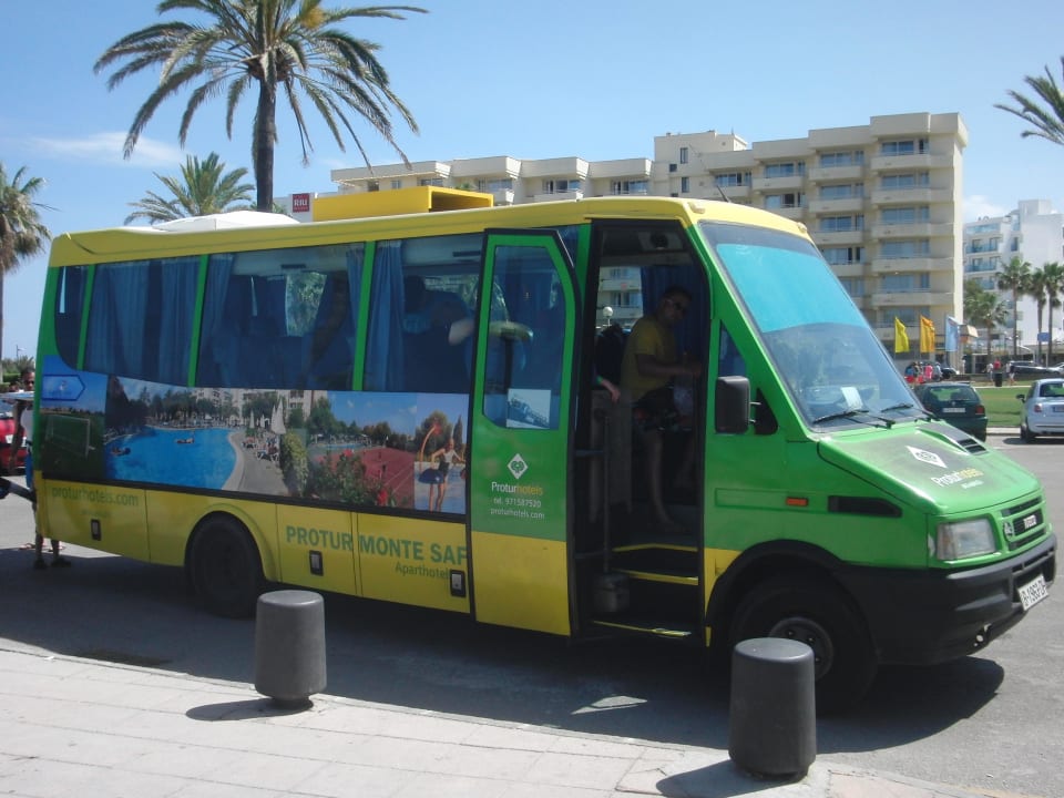 Hotelbus Holiday Village Majorca