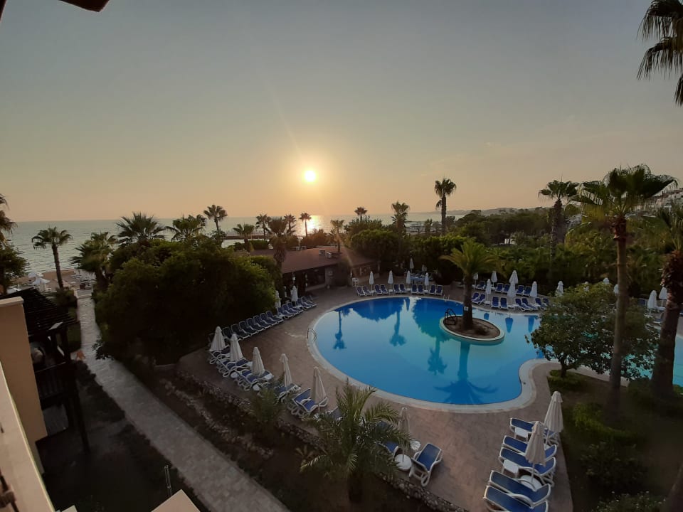 Pool Hotel Grand Side
