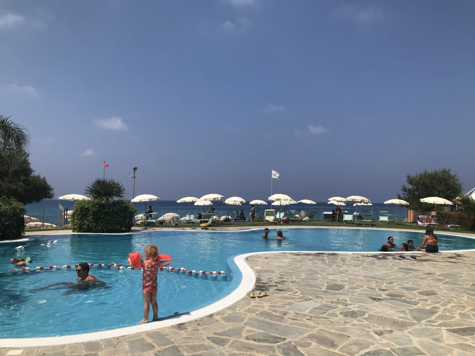 Pool BV Borgo del Principe