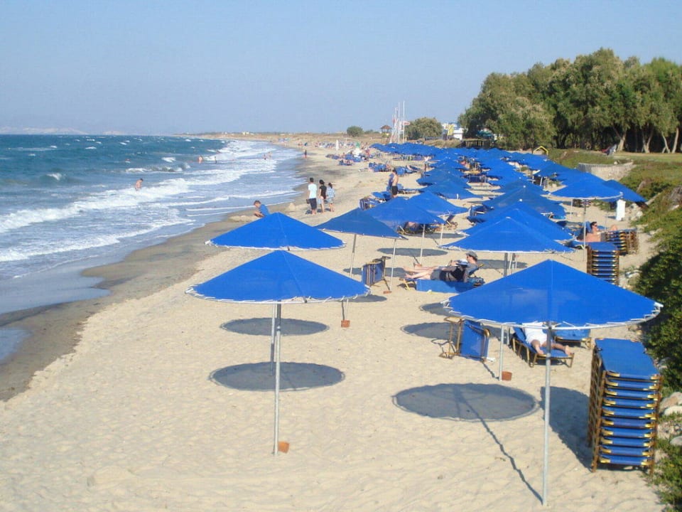 Strand direkt am Hotel Neptune Luxury Resort