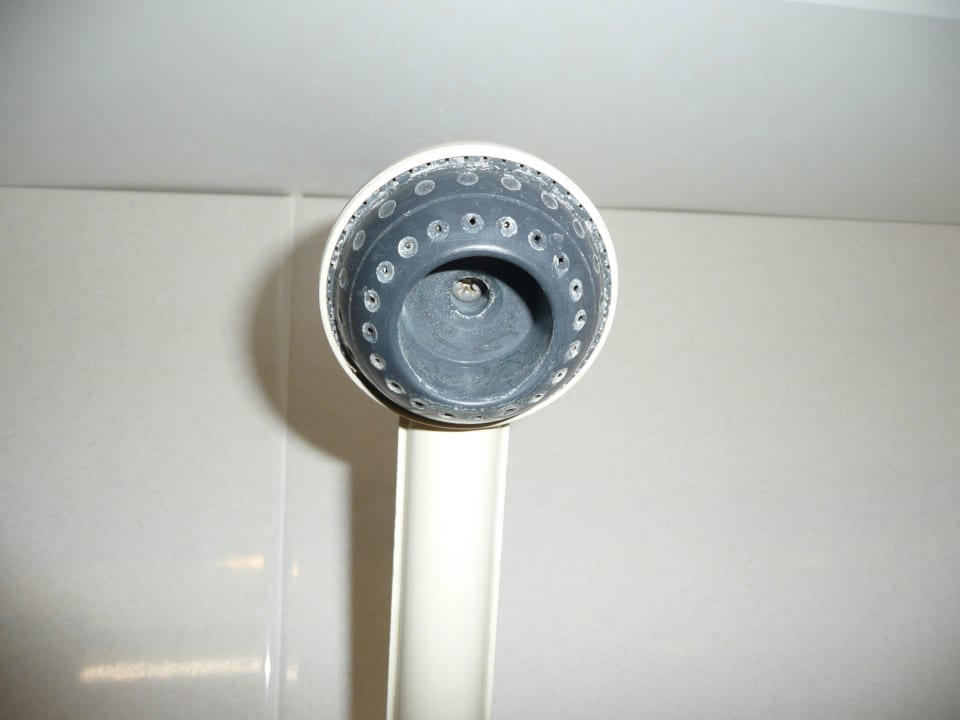 Dieser Duschkopf lädt doch gerne zum Duschen ein.. AQUA Hotel Bertran Park