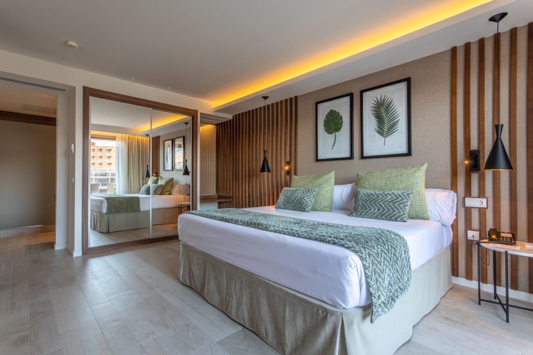Zimmer Zafiro Palace Palmanova