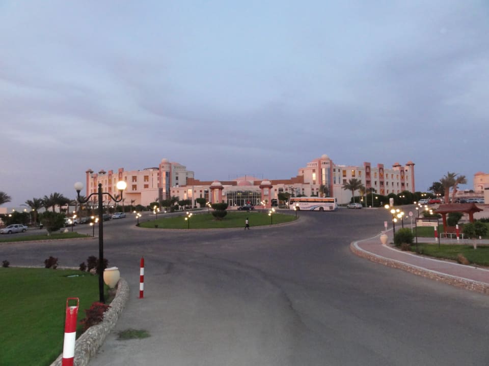 Außenansicht Serenity Alpha Beach