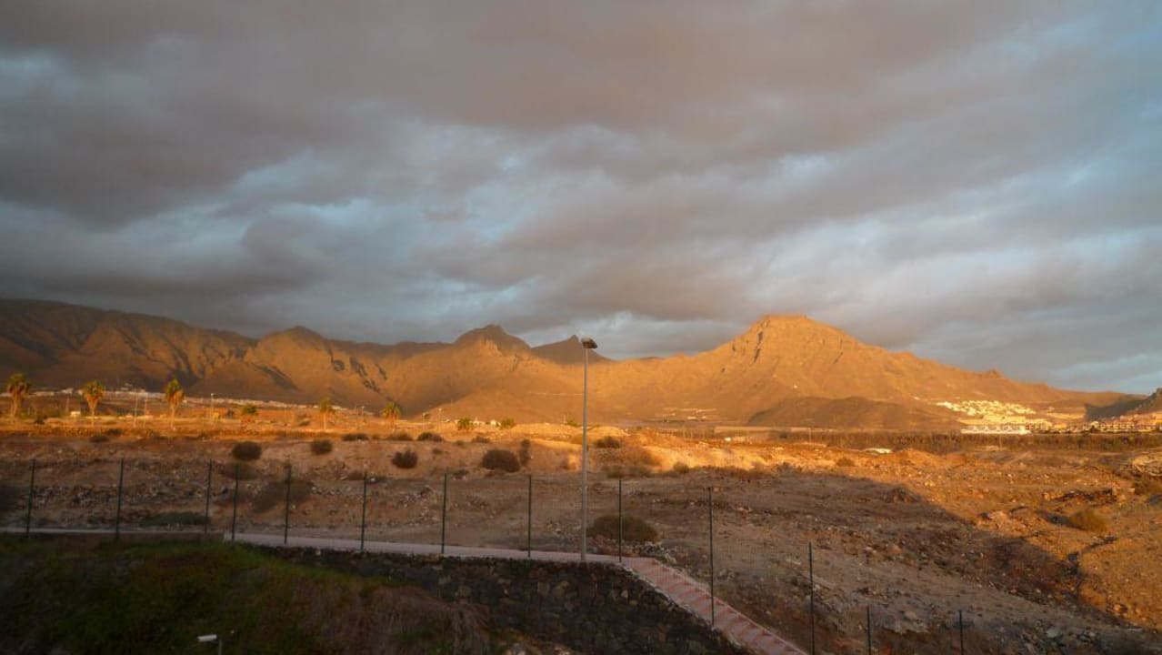 Blick auf Berge HOVIMA Jardin Caleta
