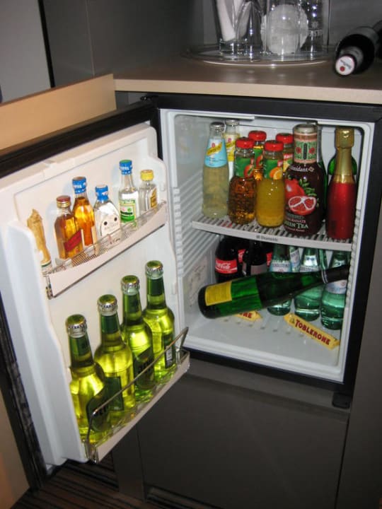 Inhalt der Minibar Crowne Plaza Düsseldorf-Neuss