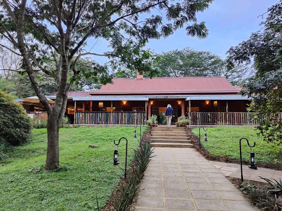 Außenansicht Olerai Lodge