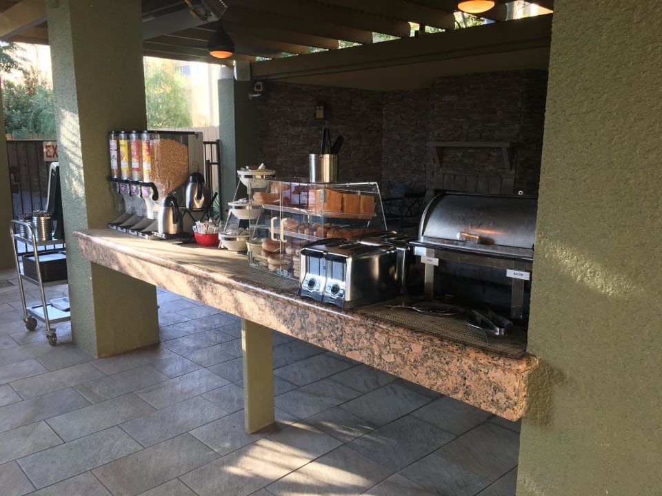 Gastro Best Western Inn at Palm Springs Hotel