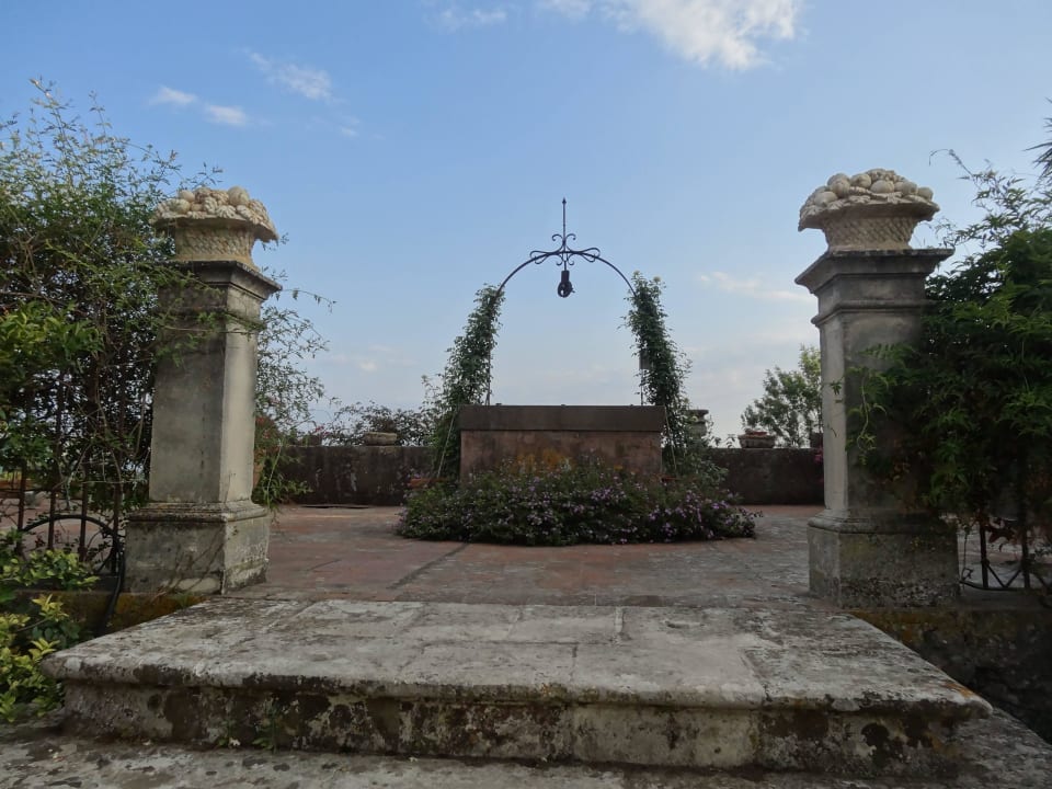 Brunnen Casa la Carrubbazza