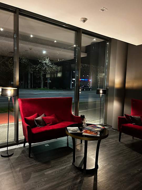 Lobby PLAZA INN Graz