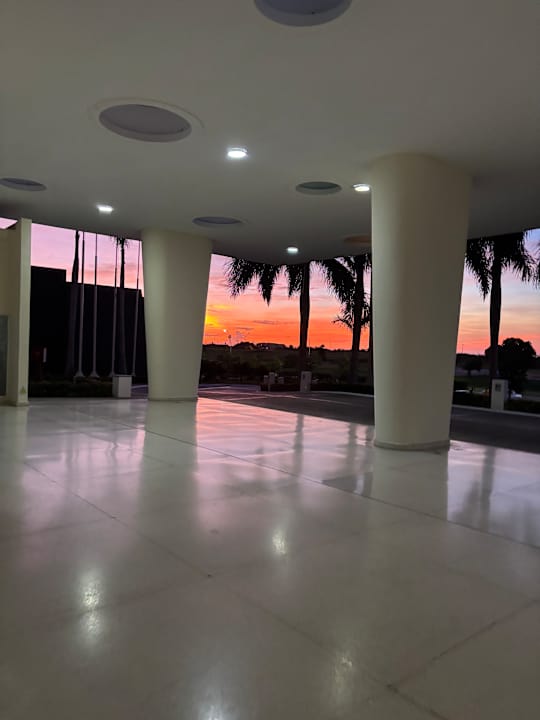 Lobby Meliá Internacional Varadero