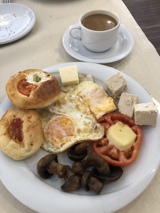 Gastro Tusan Beach Resort