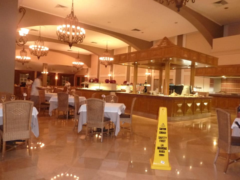 Selbstbedienungsrestaurant "La Selva" Catalonia Royal Tulum Beach & Spa Resort - Adults only