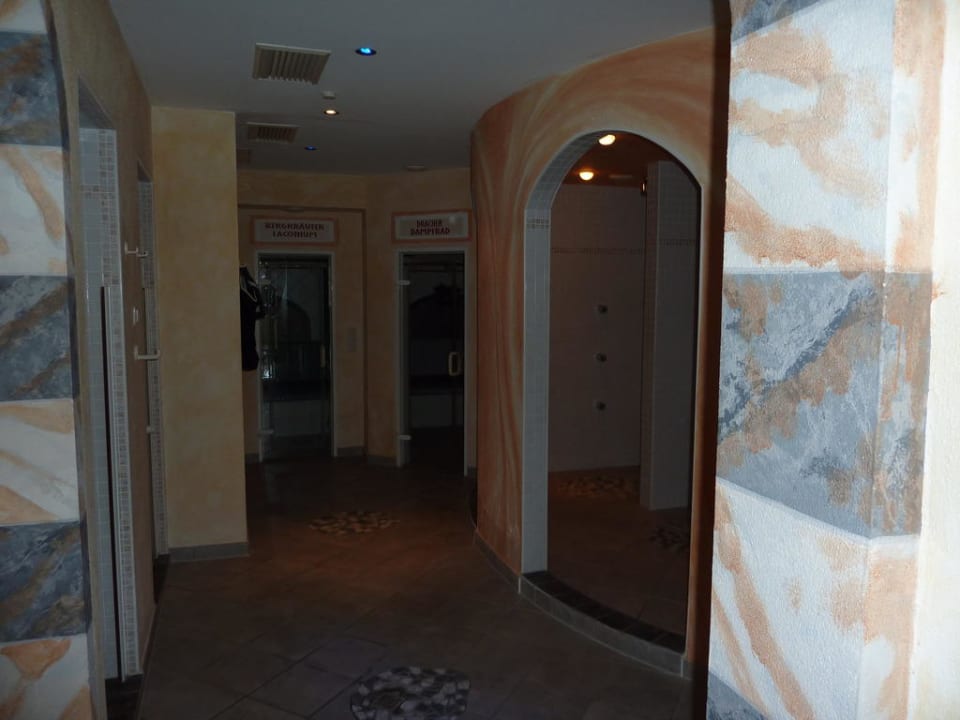 Sauna/Dampfbad Bereich Hotel Feuriger Tatzlwurm