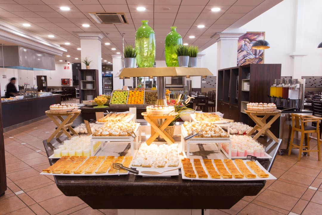 Restaurant Apartments Palas Pineda