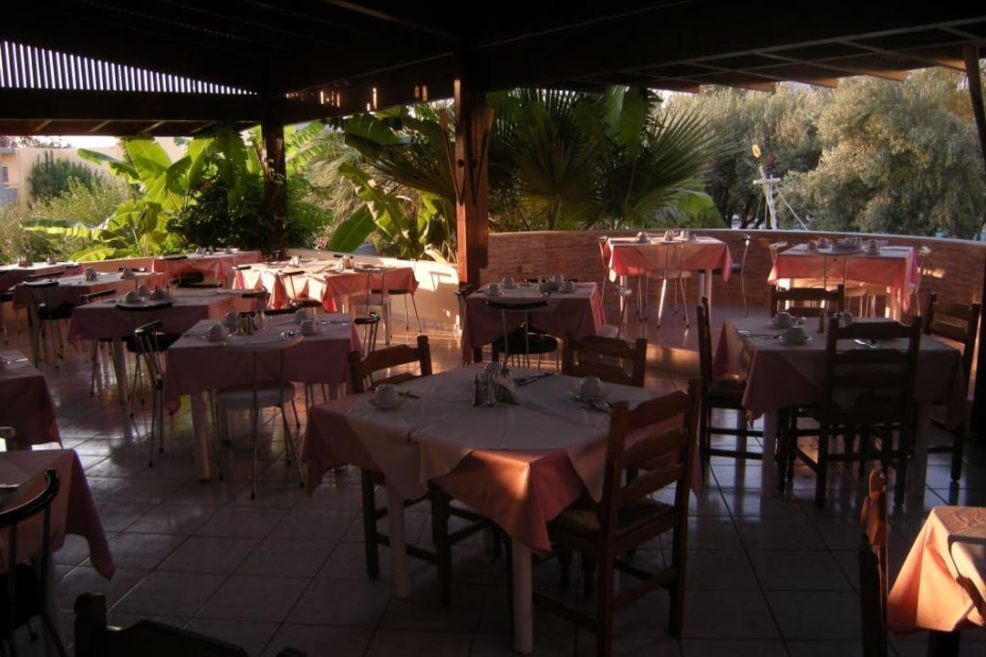 Restaurant  Hotel Golden Odyssey