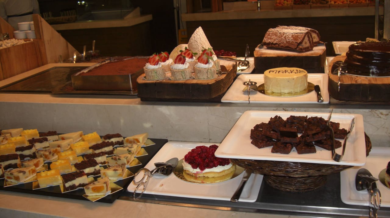 Desserts Hillside Beach Club