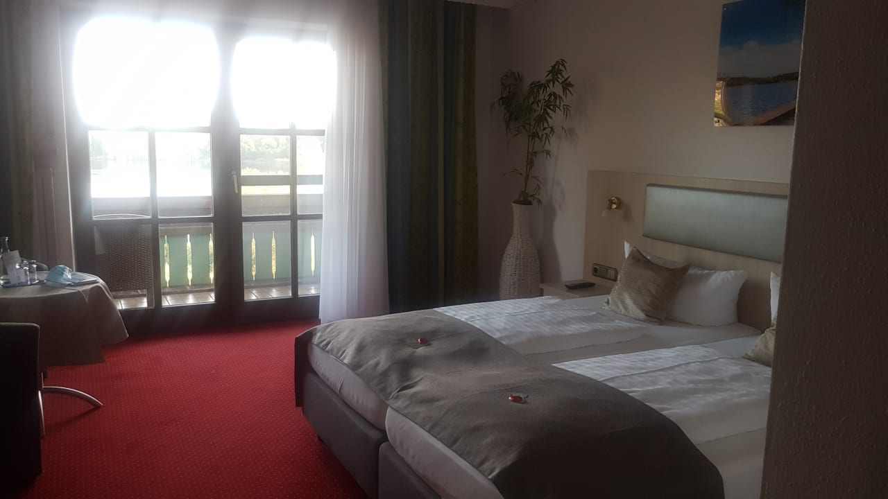 Zimmer Hotel Seeblick und Ferienwohnung