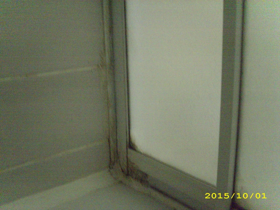 Schimmel im badezimmer  Hotel Süral Resort