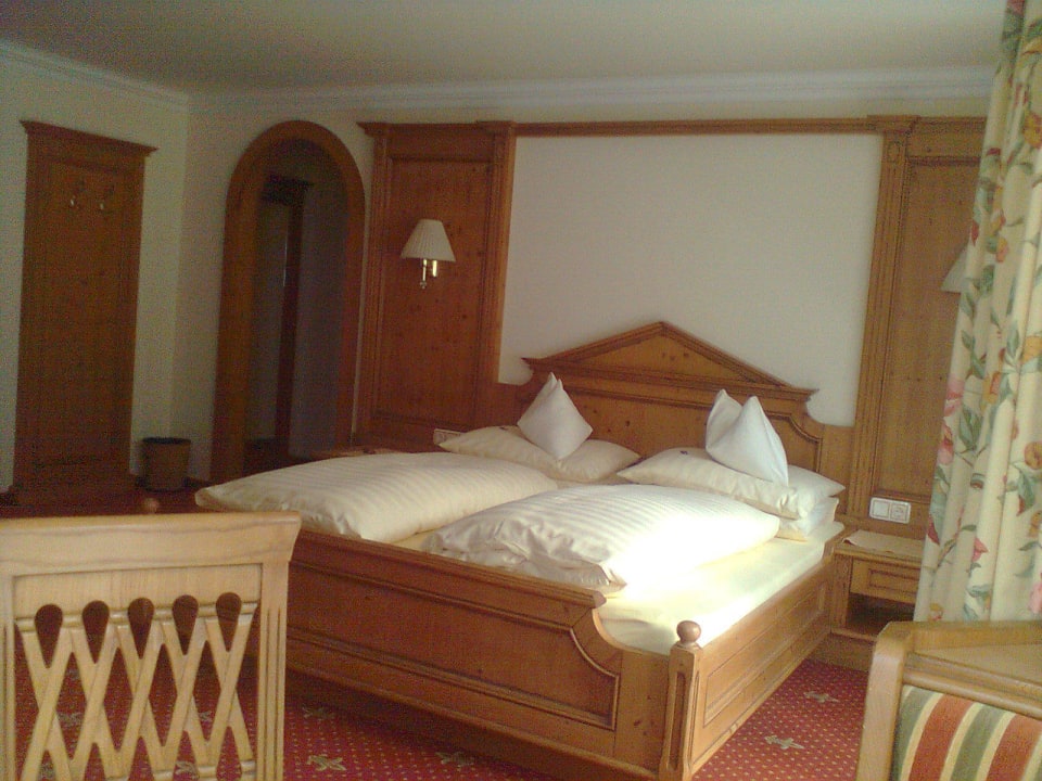 Das Mario-Zimmer mit betehbarem Kleiderschrank! Platzlhof - Mein Hotel im Zillertal