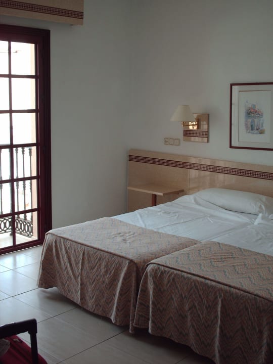 Sep. Schlafzimmer Melia La Palma Hotel