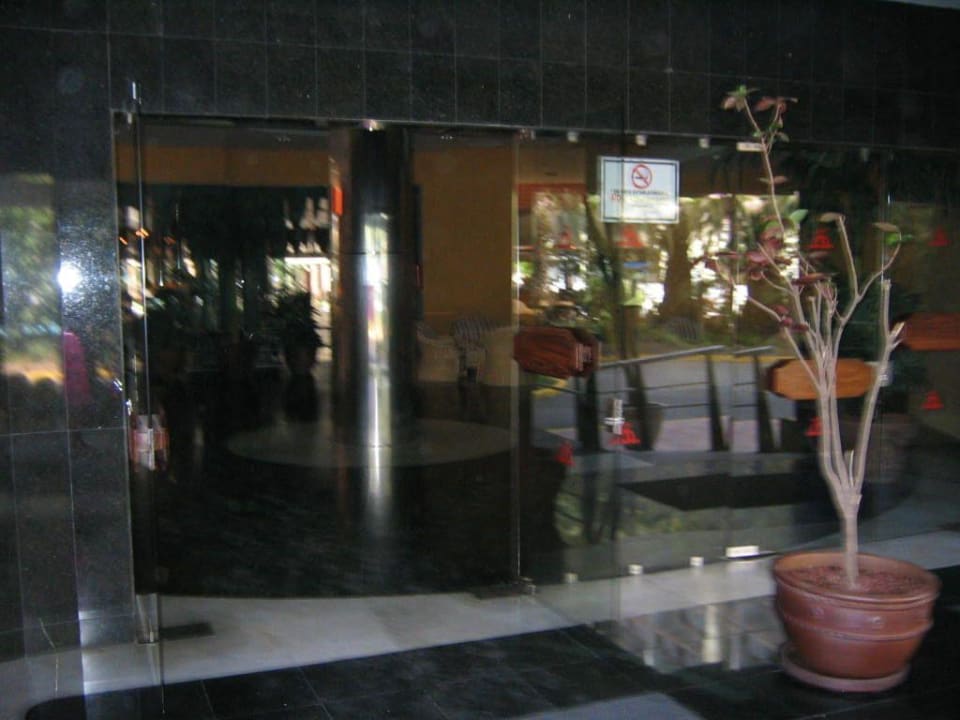 Eingangsbereich Bull Escorial & Spa